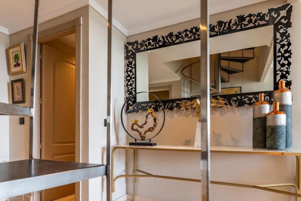 the diamond of banus with SEAVIEWS