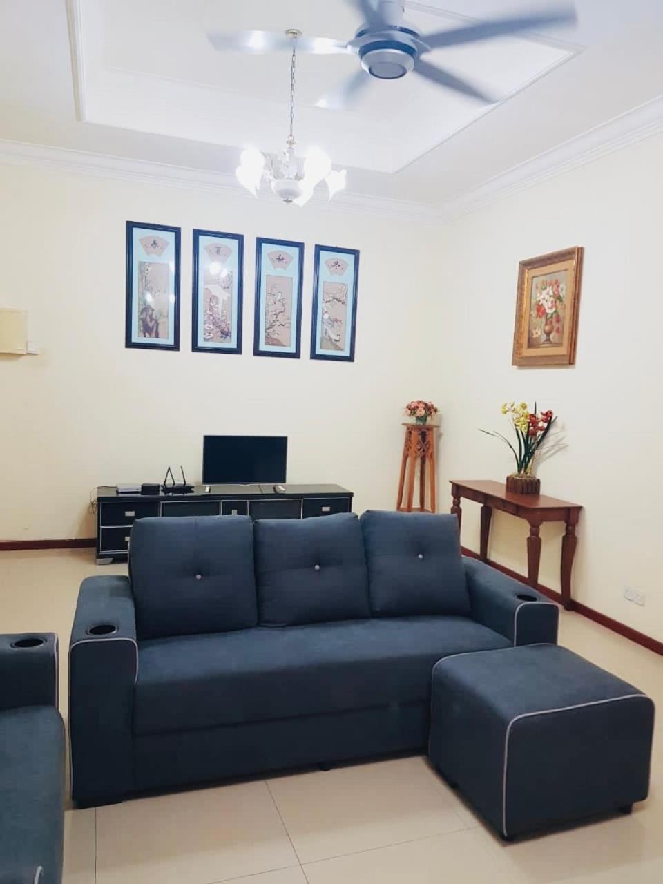 Spacious Semi-D Taman Terus Homestay photo 8