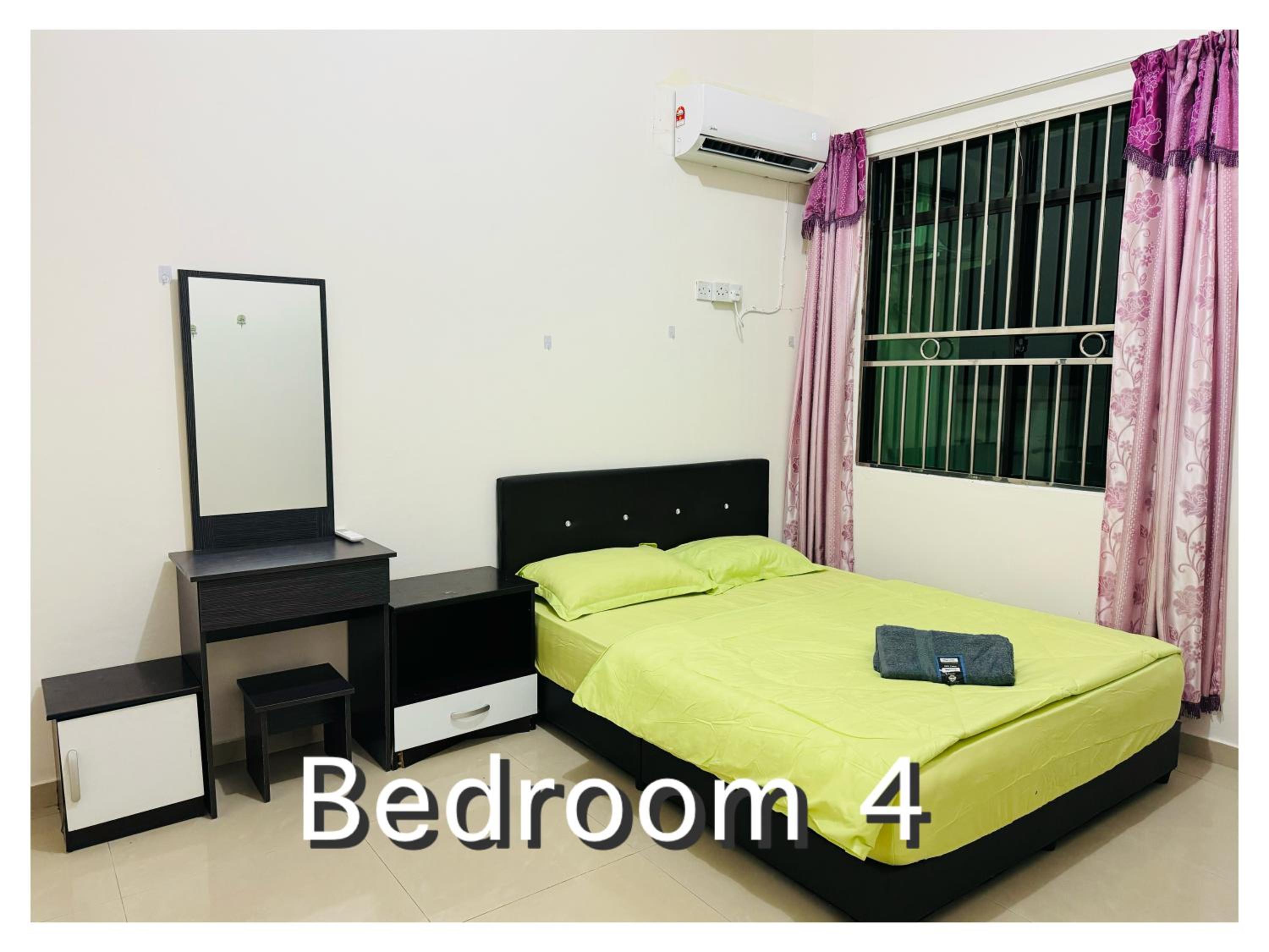 Spacious Semi-D Taman Terus Homestay photo 6