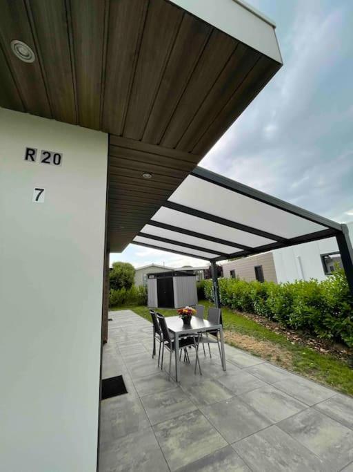 LUXUS Cube in Lathum, nähe Arnheim view 5