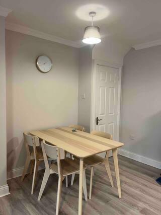 Modern City Centre 3 Bedroom House view 3