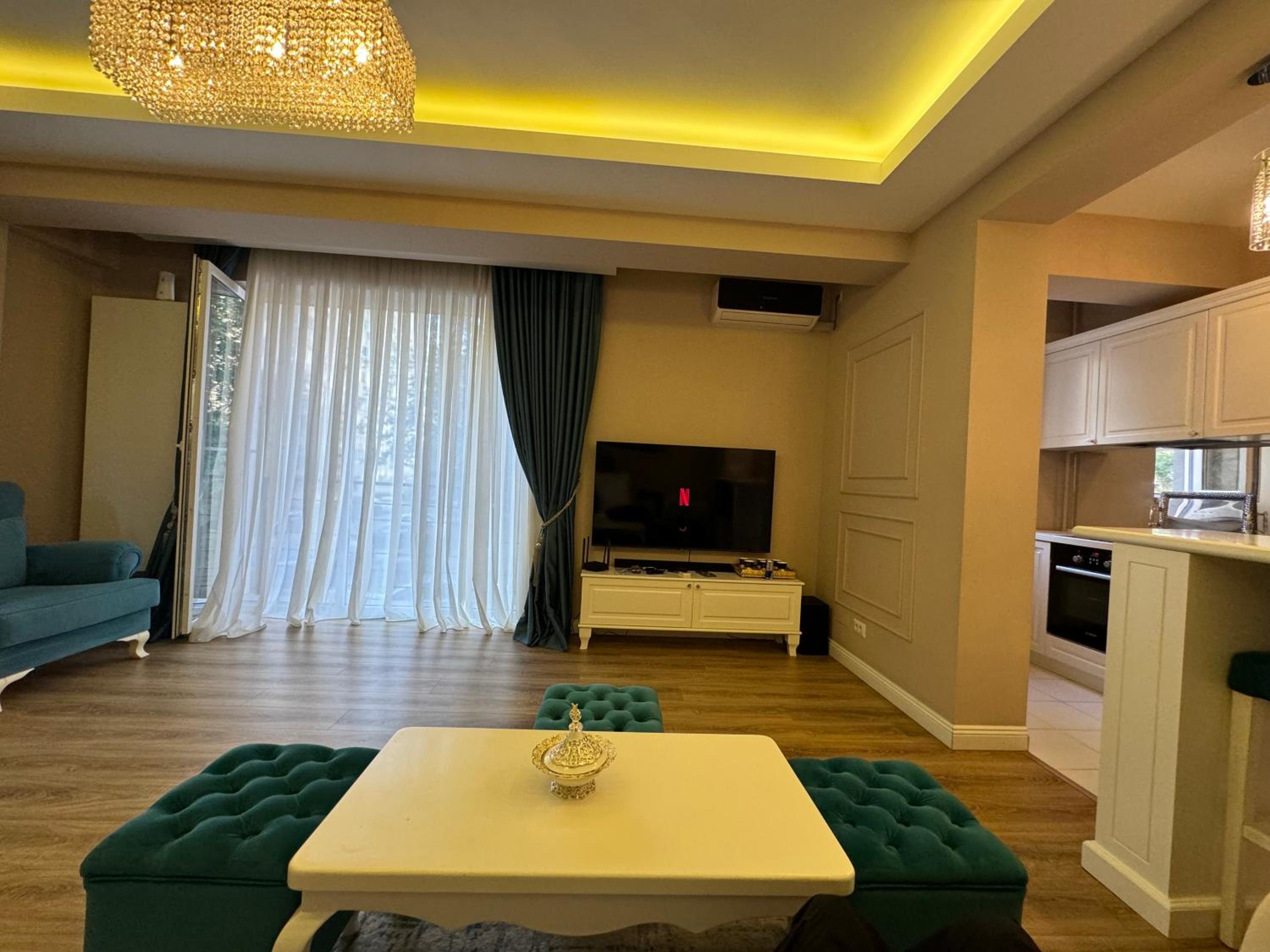 Bratu Residence