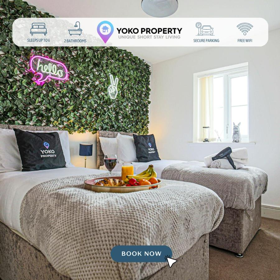 Luxury Apartment with Balcony, Fast WIFI, Smart TVs and Free Parking by Yoko Property view 4