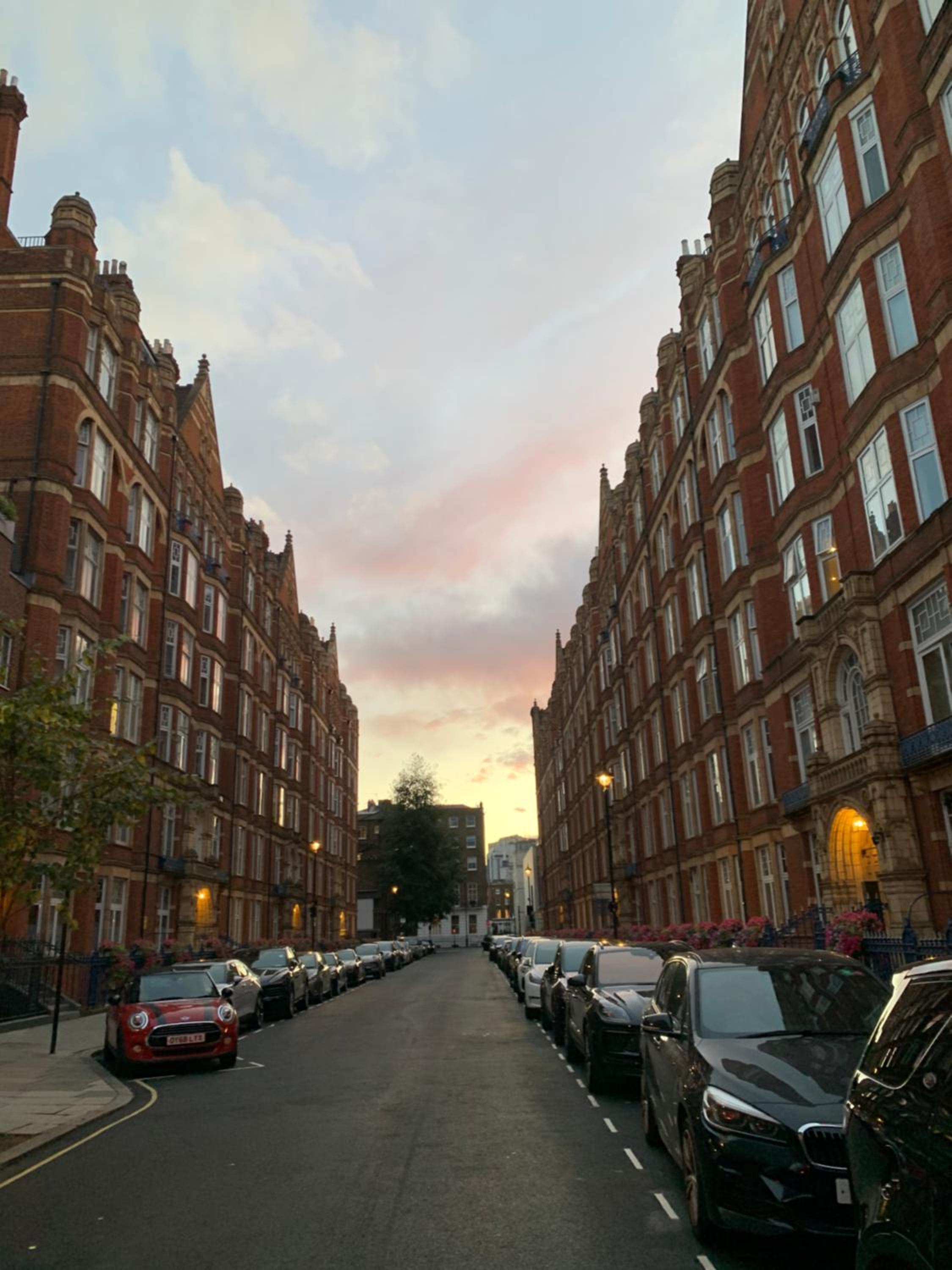 BAKER STREET 3 bedroom and 3 bathroom fabulous flat