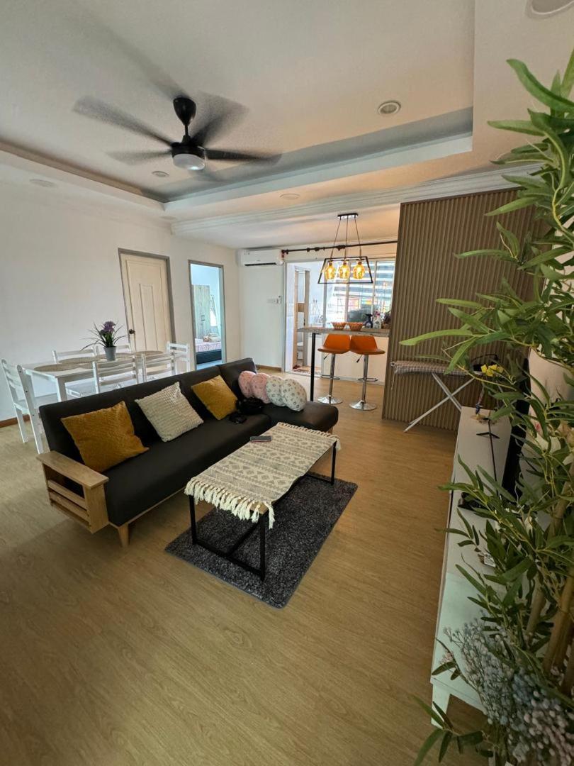 Zania Homestay