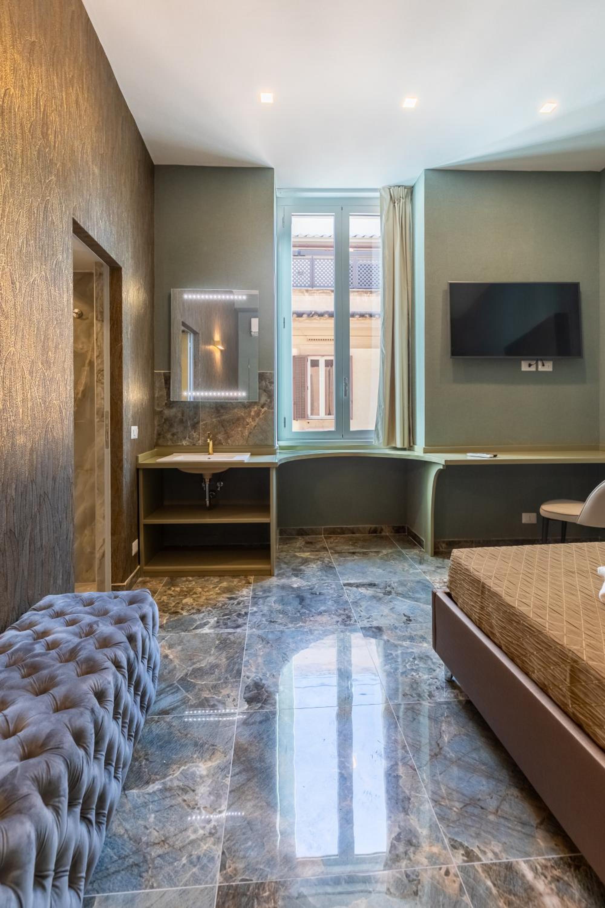hotel room