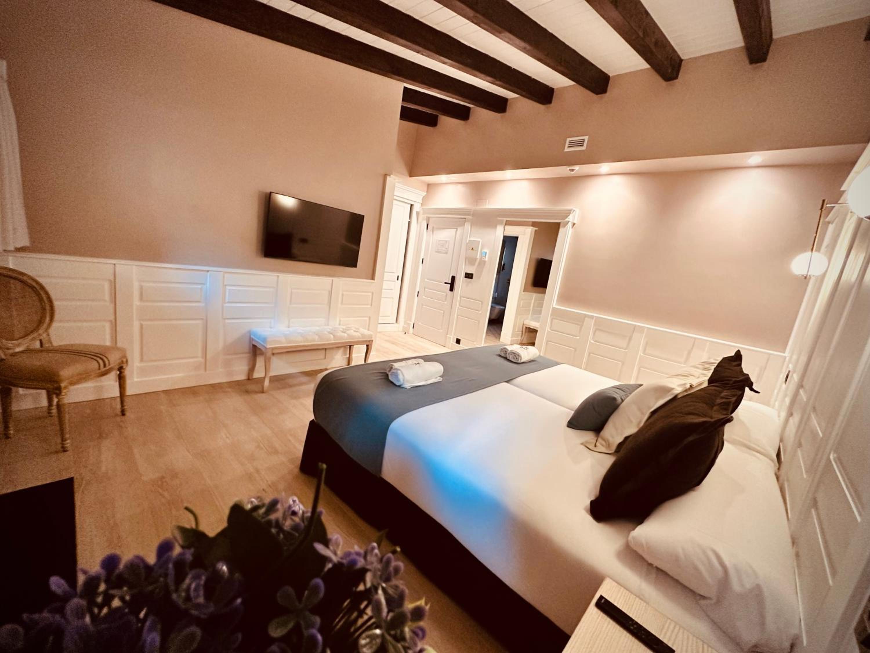 La Quinta Luxury Palace