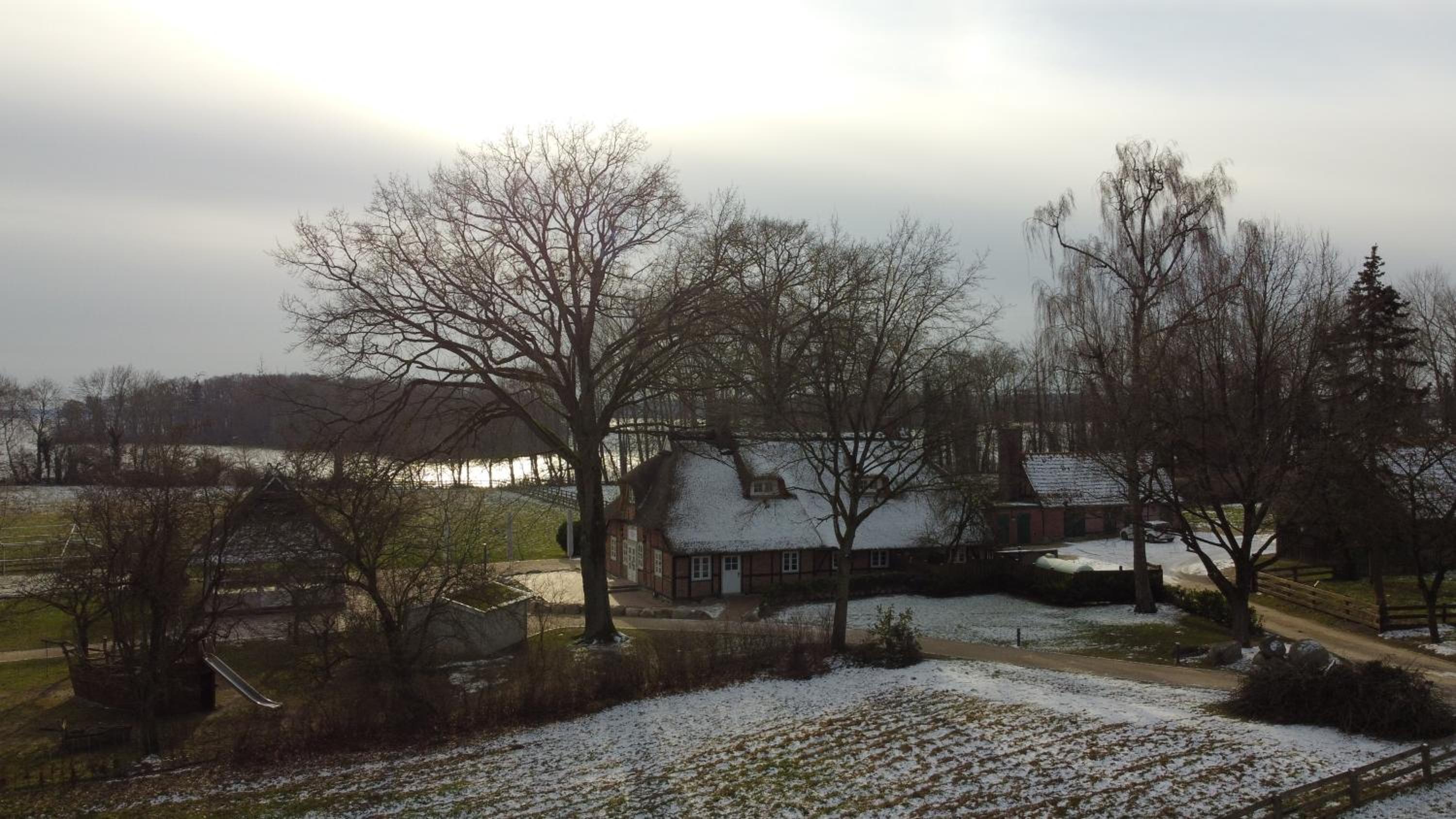 Idyllischer Erholungsurlaub im Historischen Bauernhaus auf der Prinzeninsel Plön