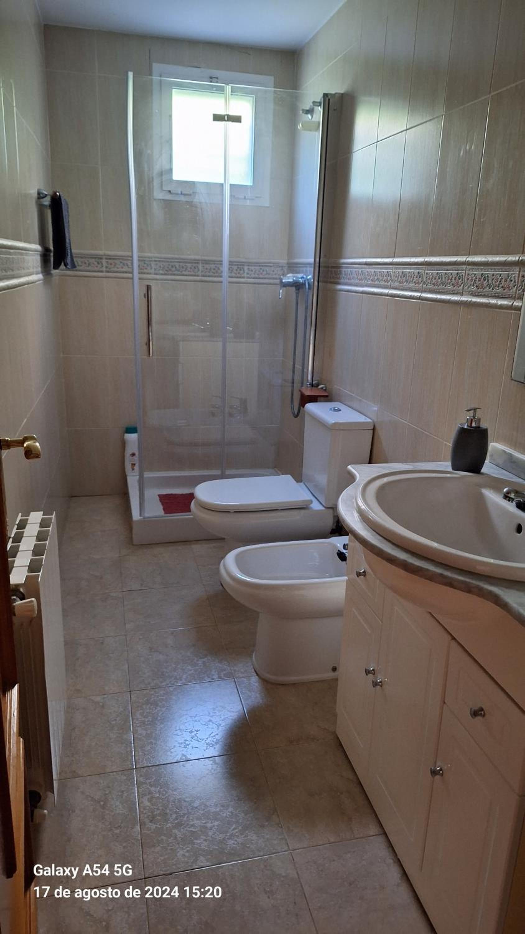 Chalet con piscina en Liria