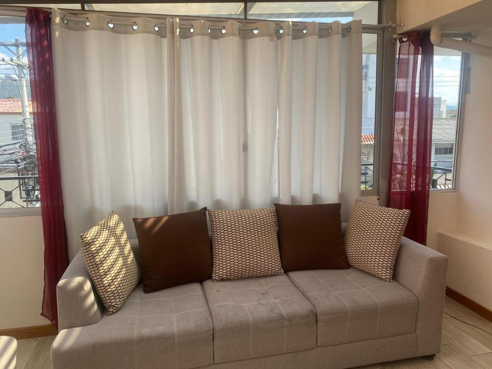 Encantador Departamento con Terraza y muebles elegantes VII