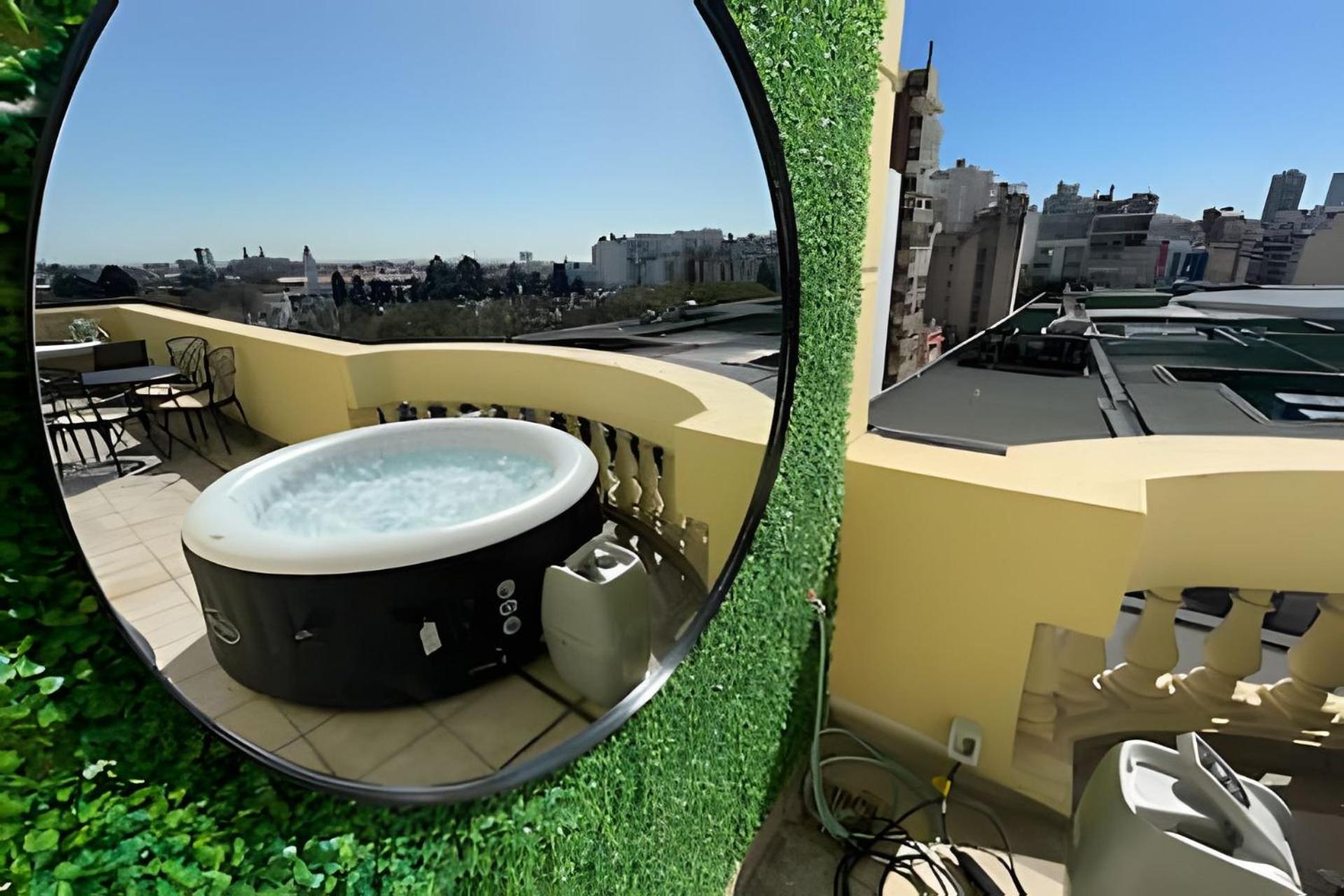Terraza Privada con Jacuzzi y Parrilla en Recoleta