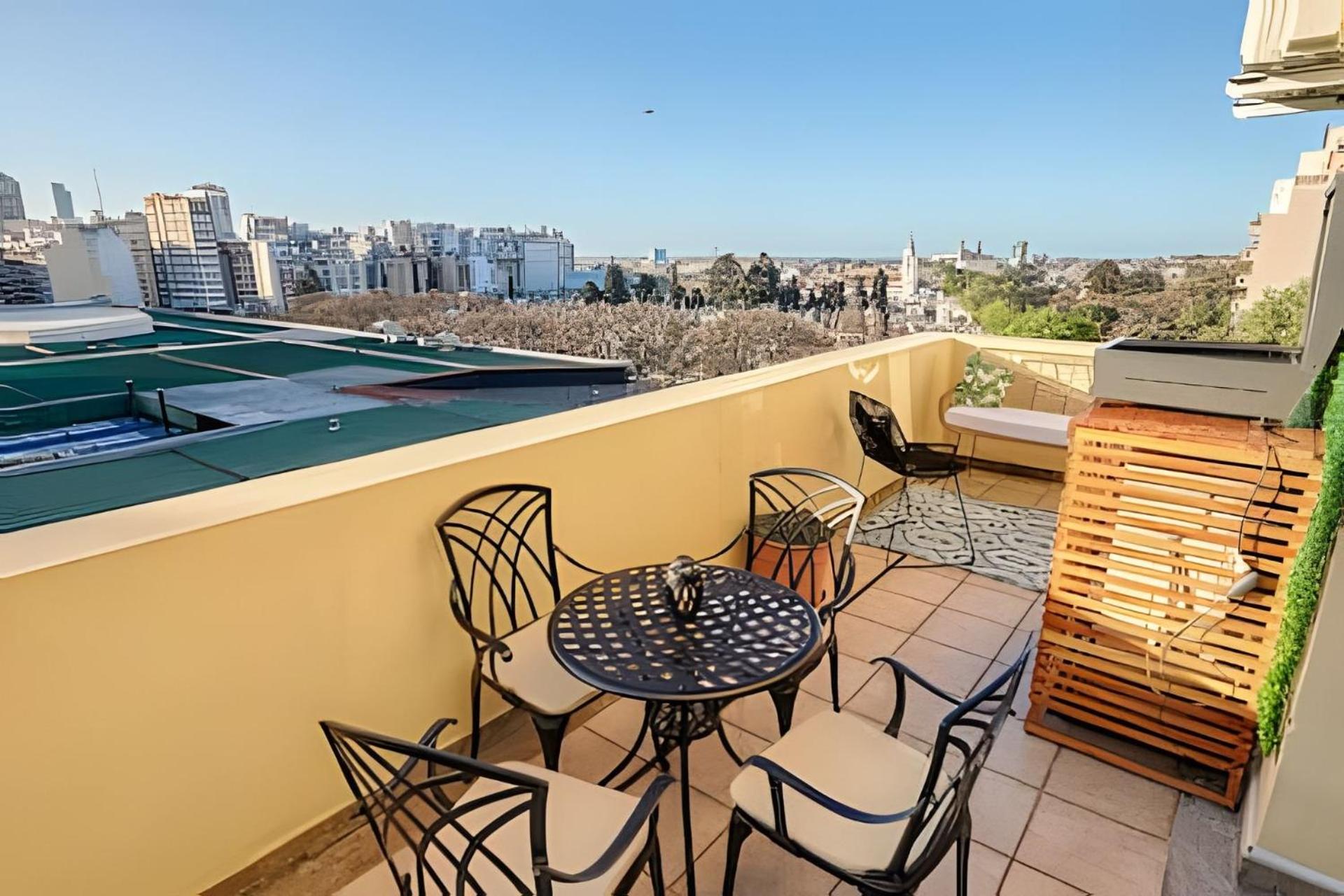 Terraza Privada con Jacuzzi y Parrilla en Recoleta