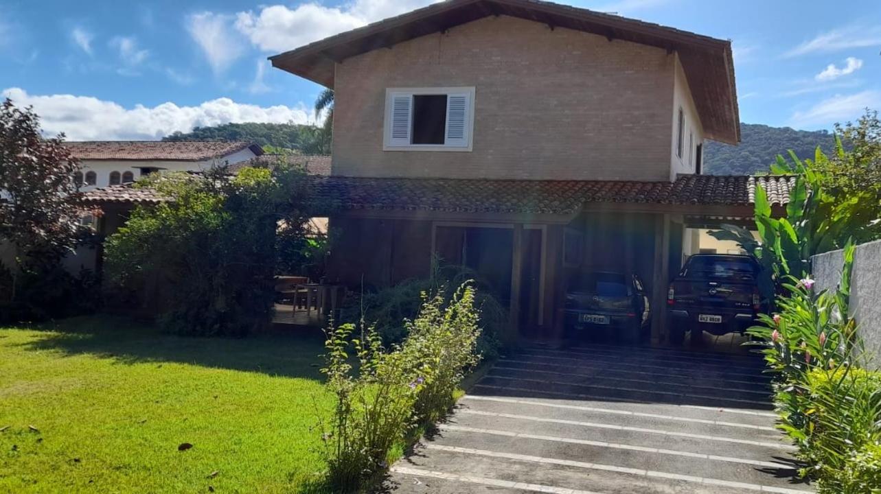 PÉROLA DAS TONINHAS 50m DA PRAIA