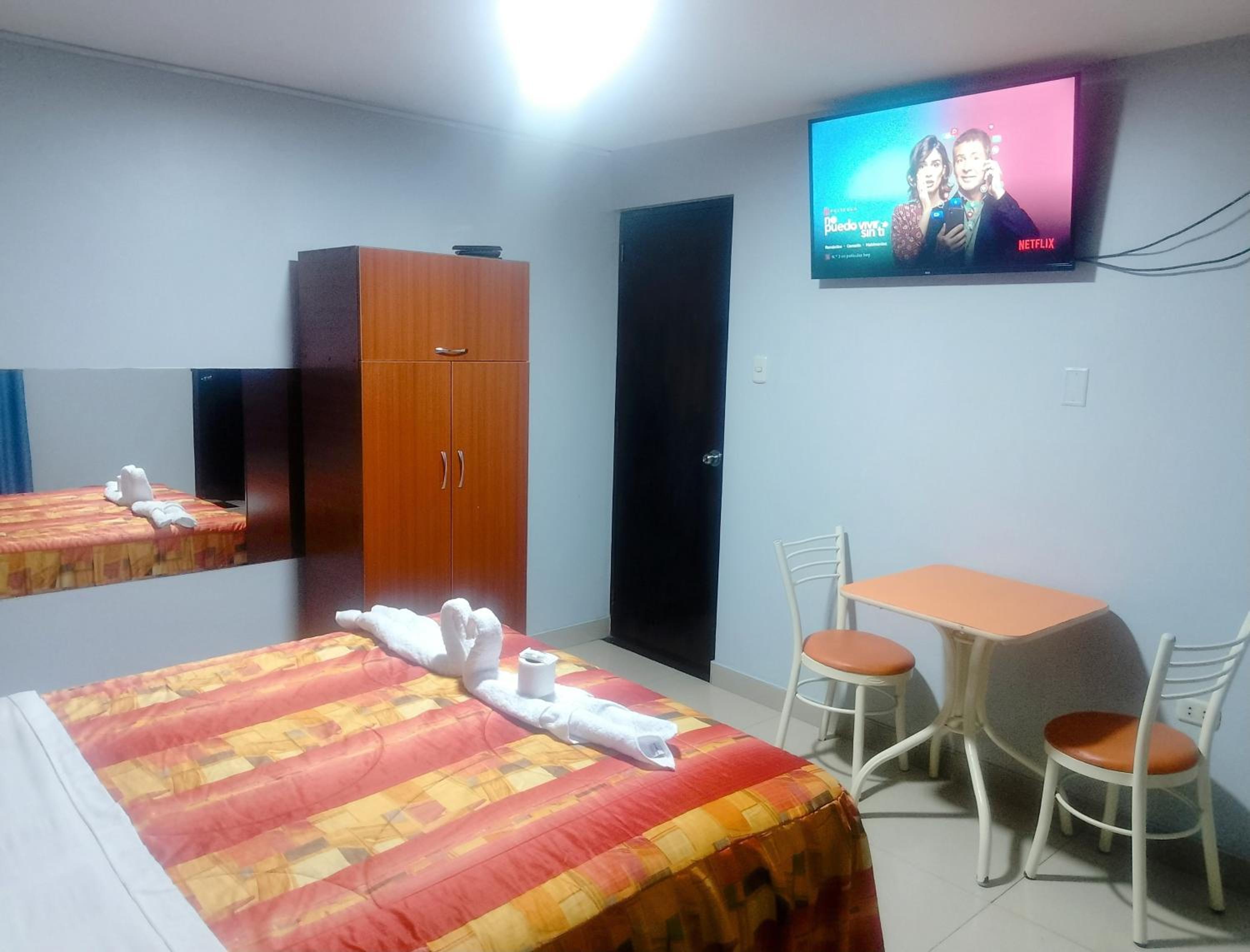 Hostal Gloria view 4