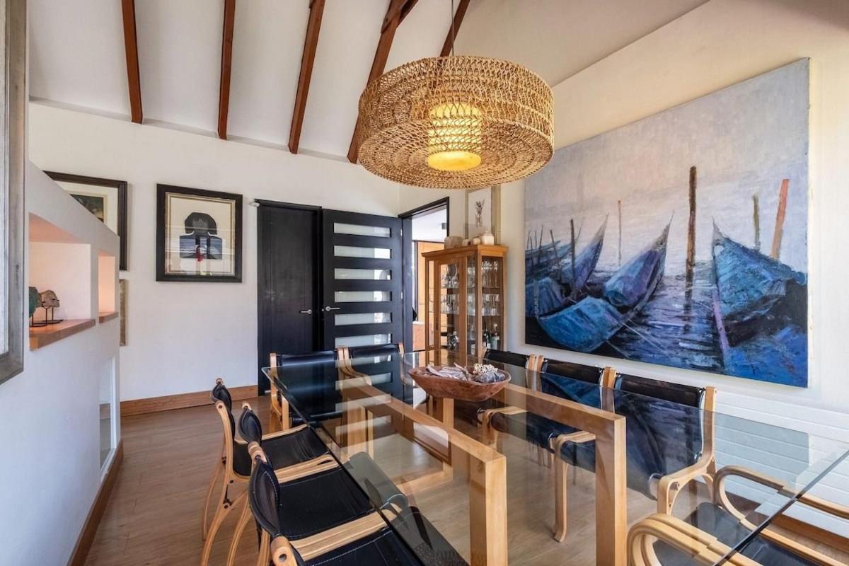Espaciosa casa en Sta María Manquehue