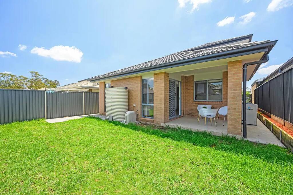 Sydney Cobbitty 4bed house,close Oran Park