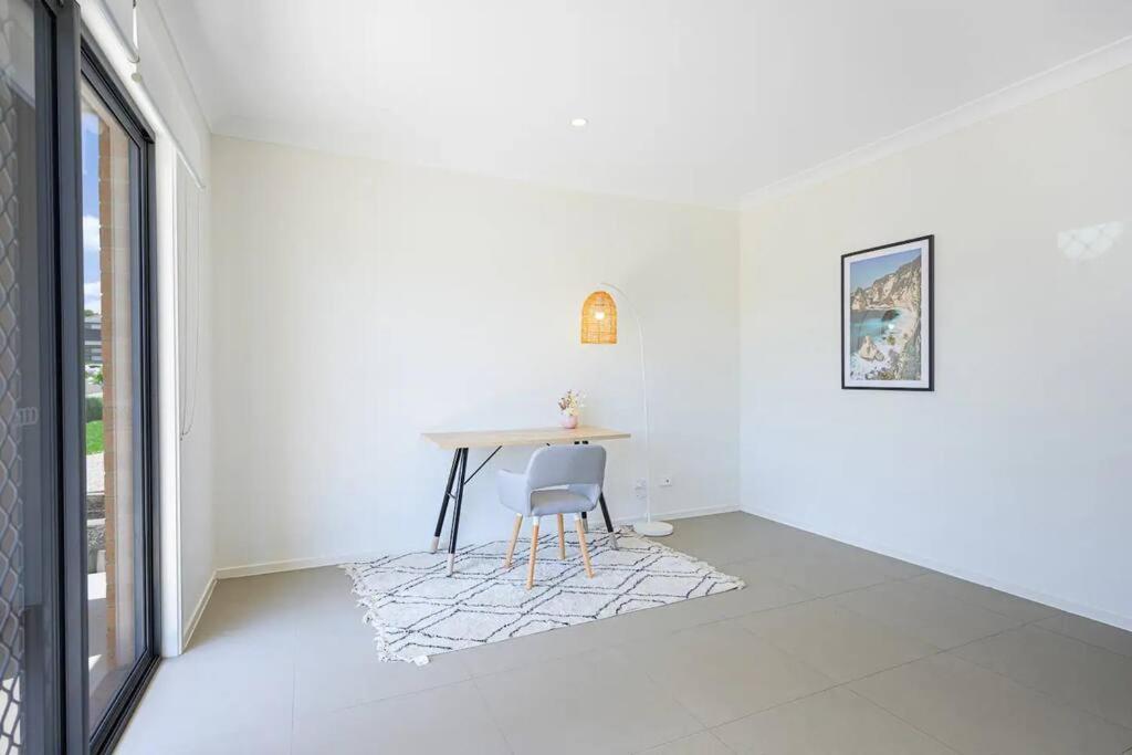 Sydney Cobbitty 4bed house,close Oran Park