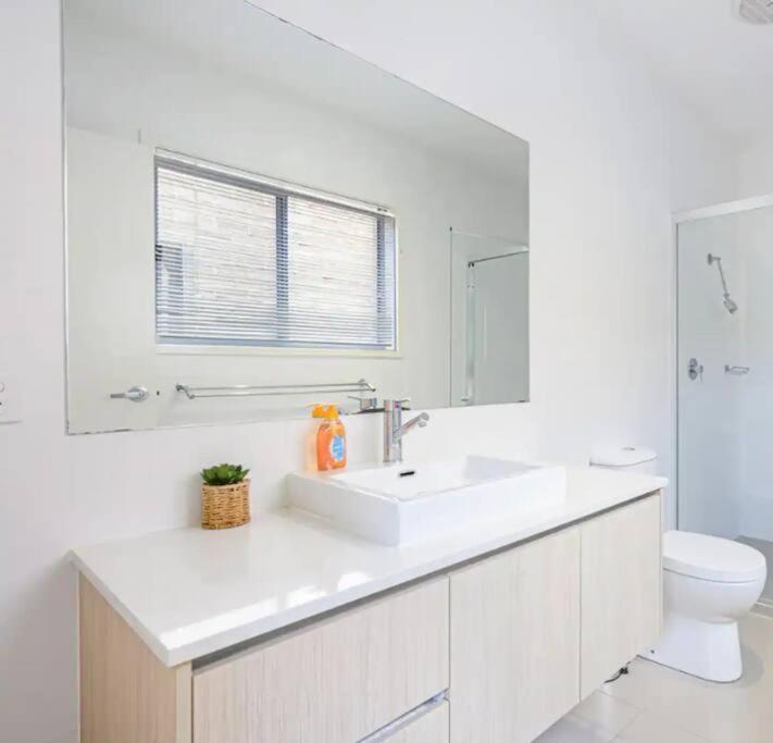 Sydney Cobbitty 4bed house,close Oran Park