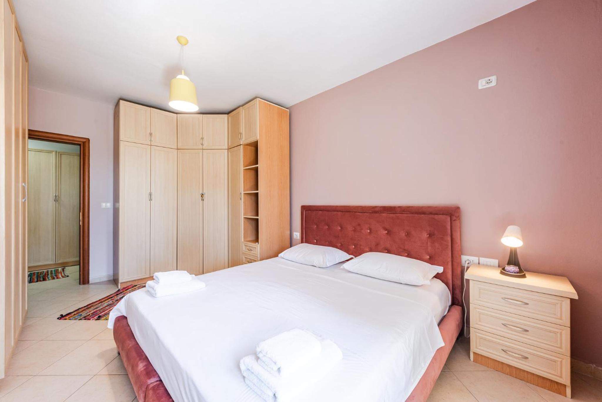 Sisi's Apartments-Tirana City Center