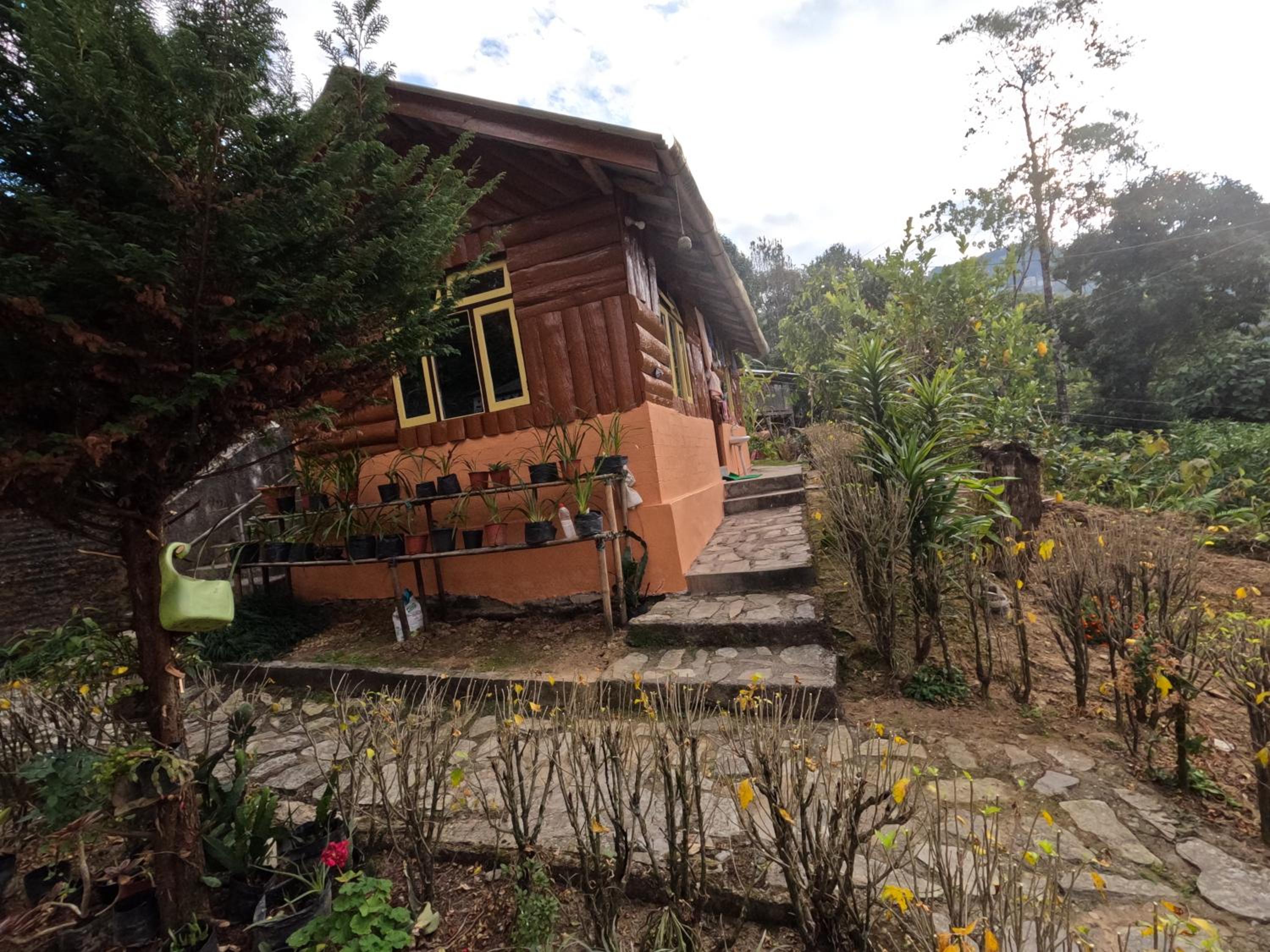Lamthang Retreat