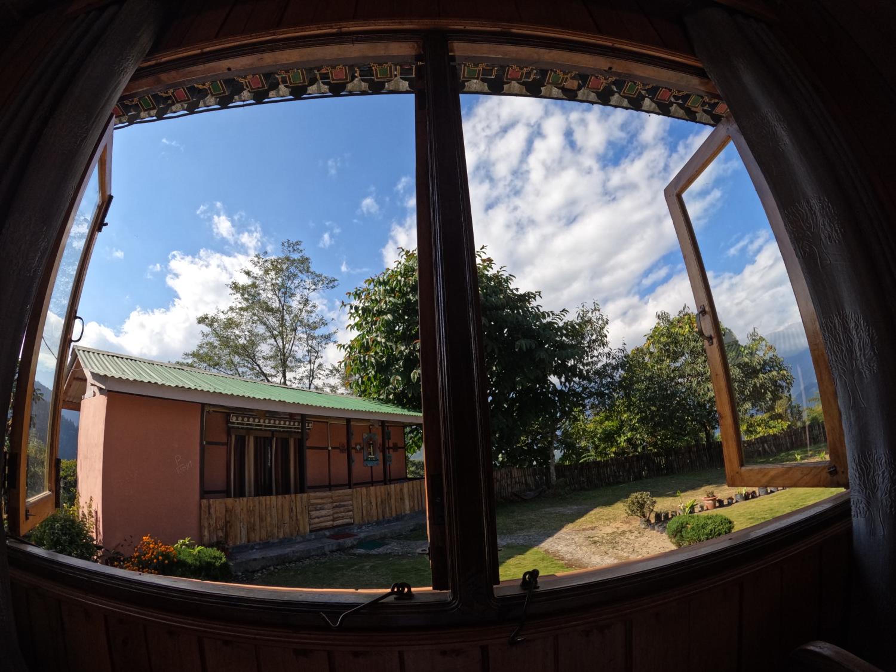 Lamthang Retreat
