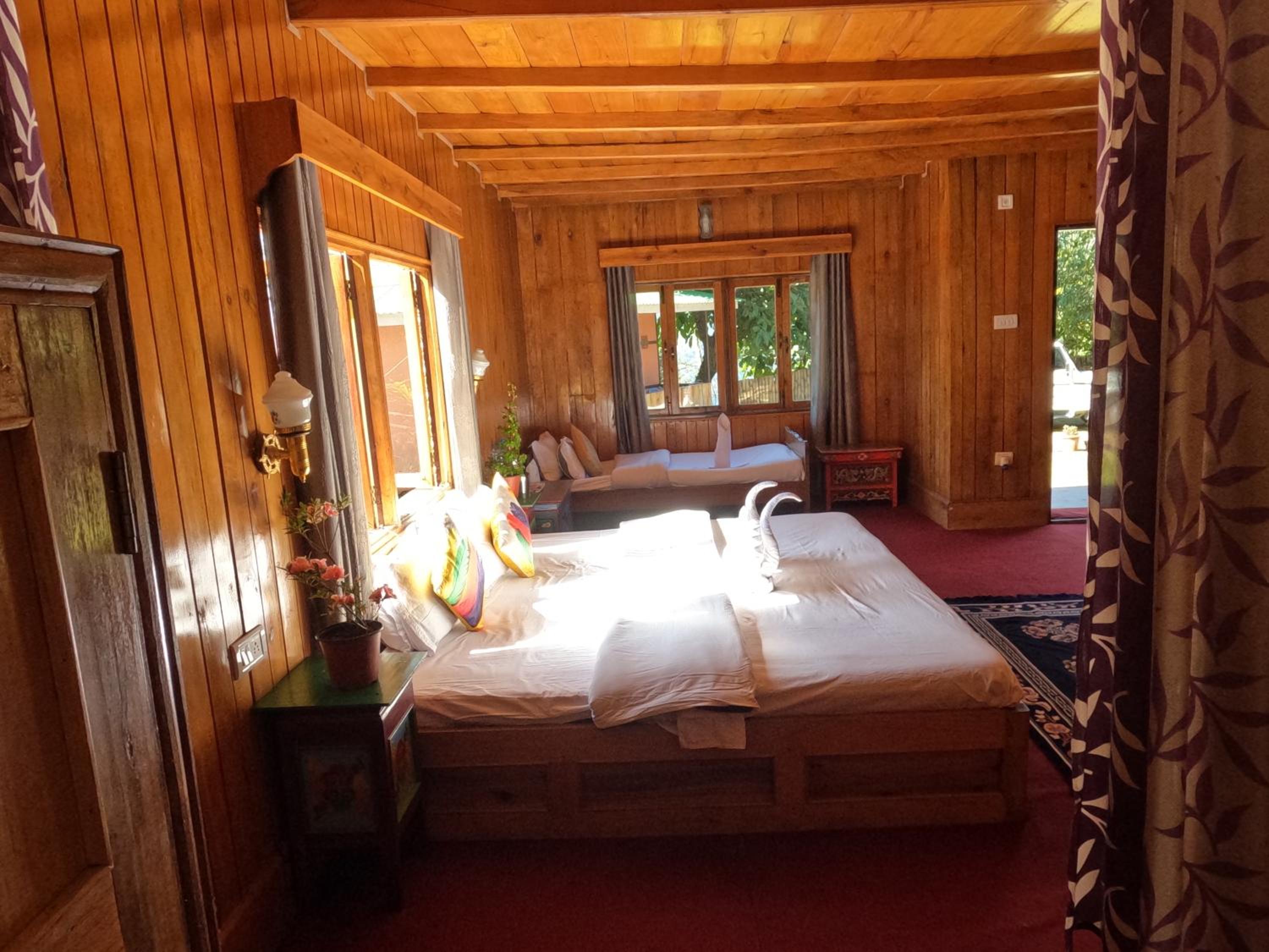 Lamthang Retreat