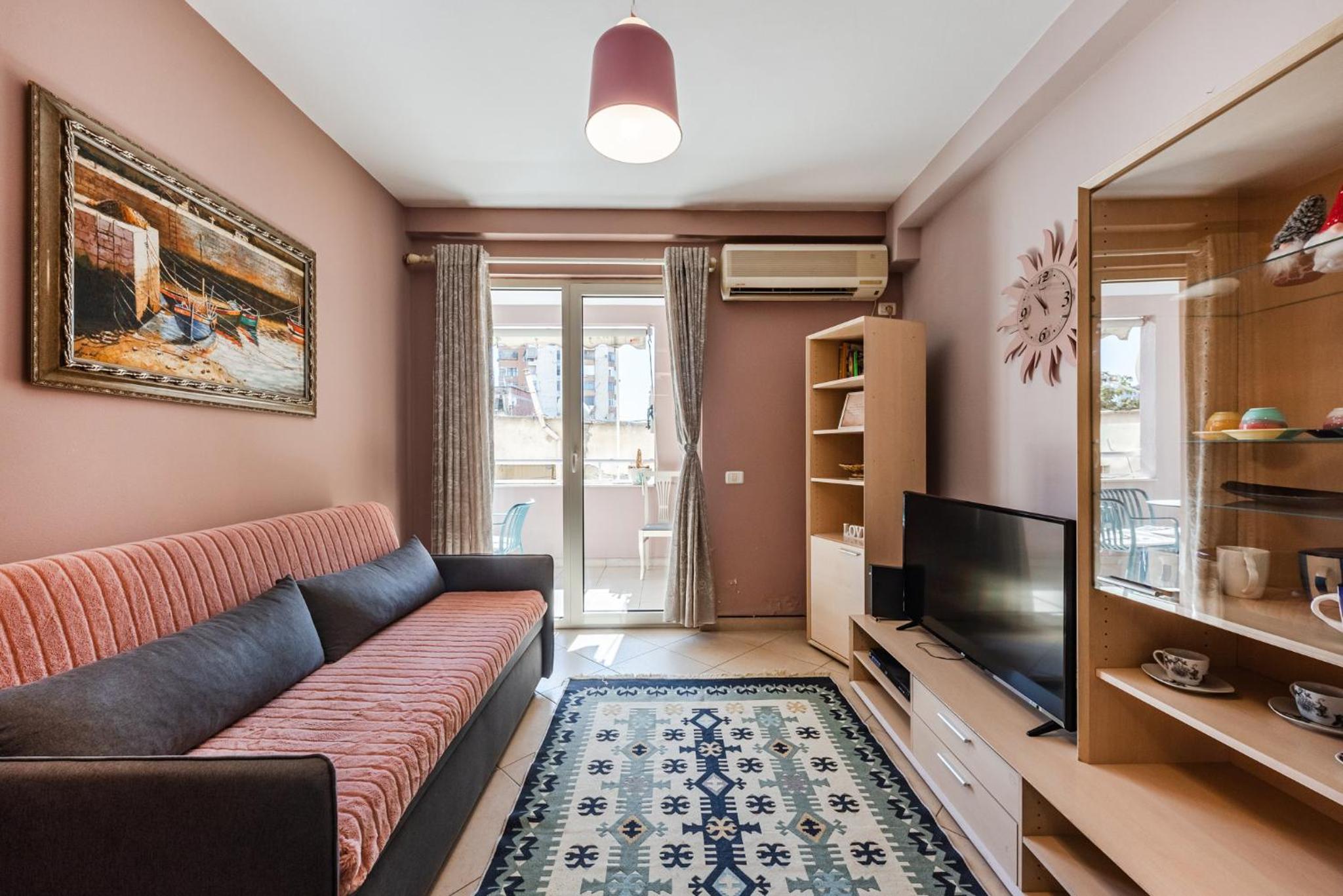 Sisi's Apartments-Tirana City Center