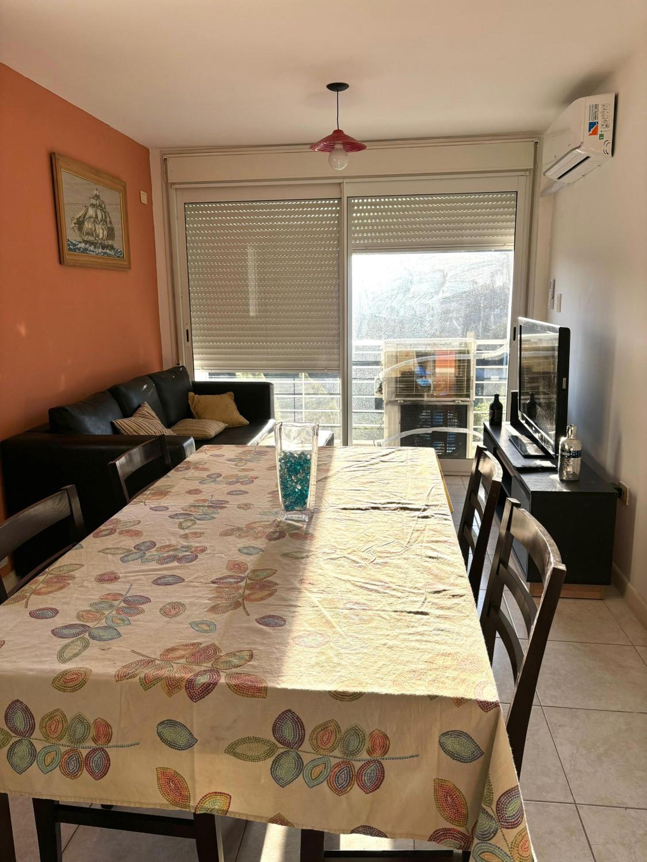 Departamento de 1 dormitorio amoblado con cochera y pileta