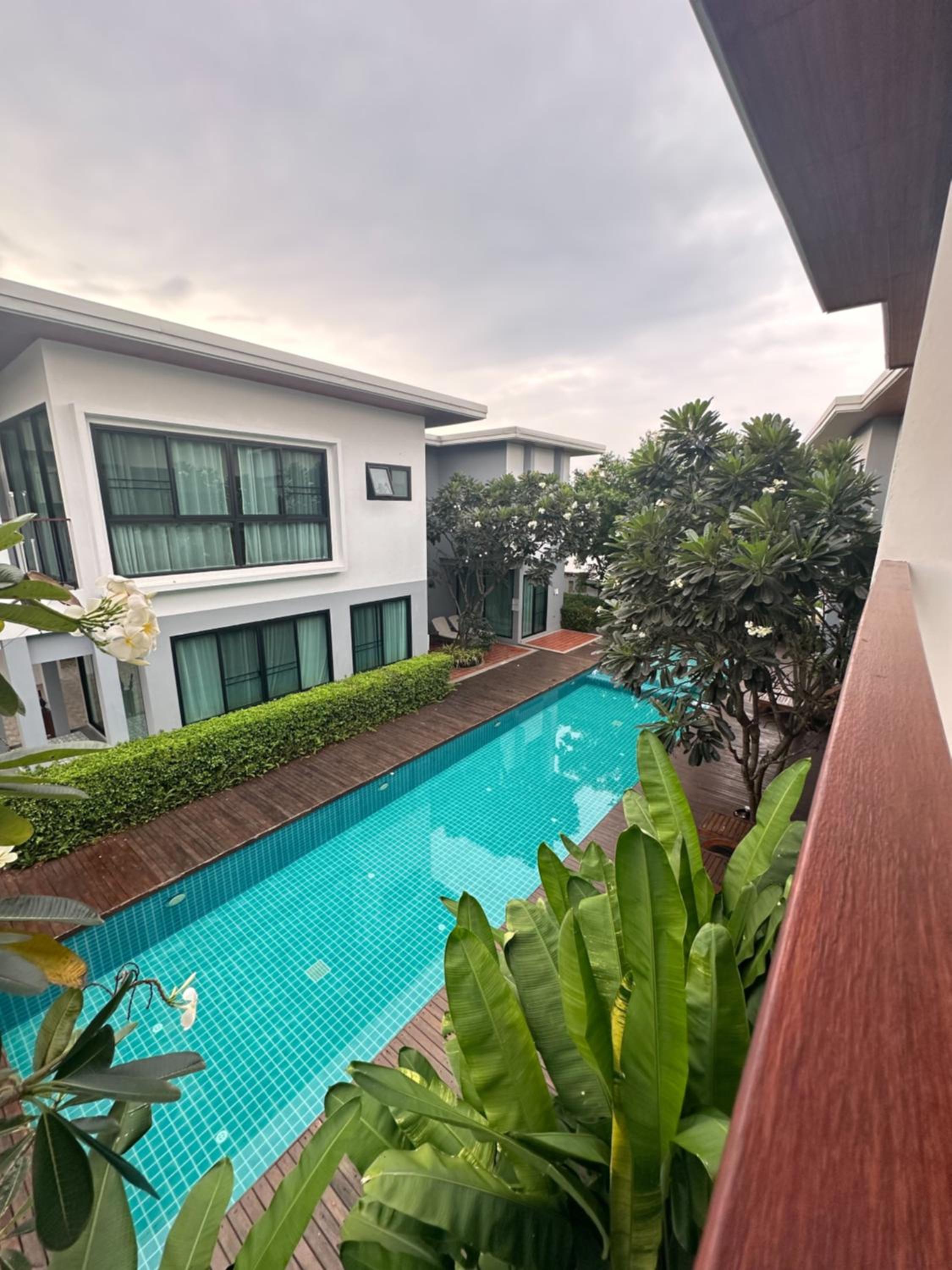 Chic Villa 6