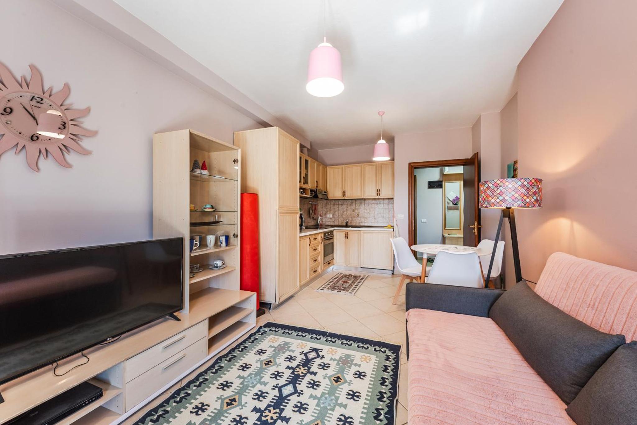 Sisi's Apartments-Tirana City Center