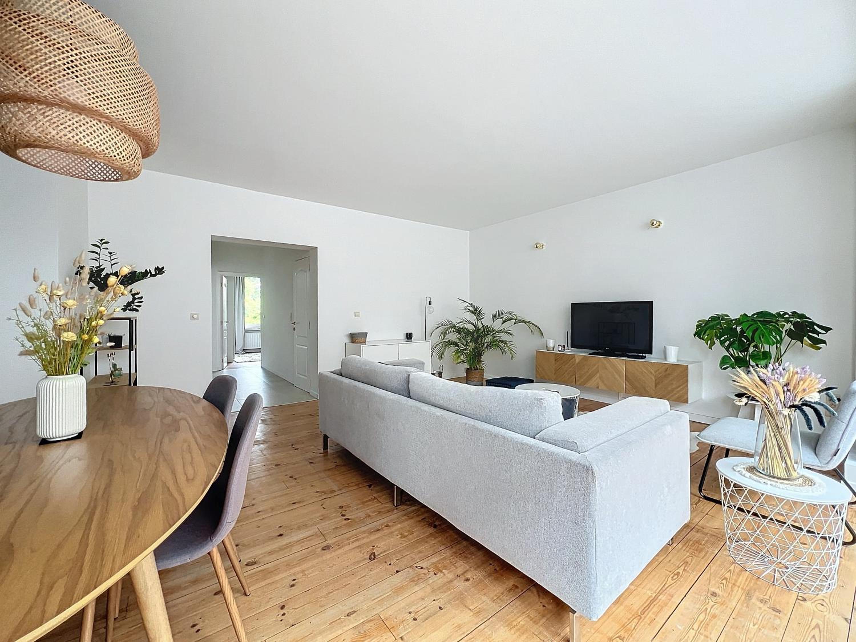 Bright and cosy apartment