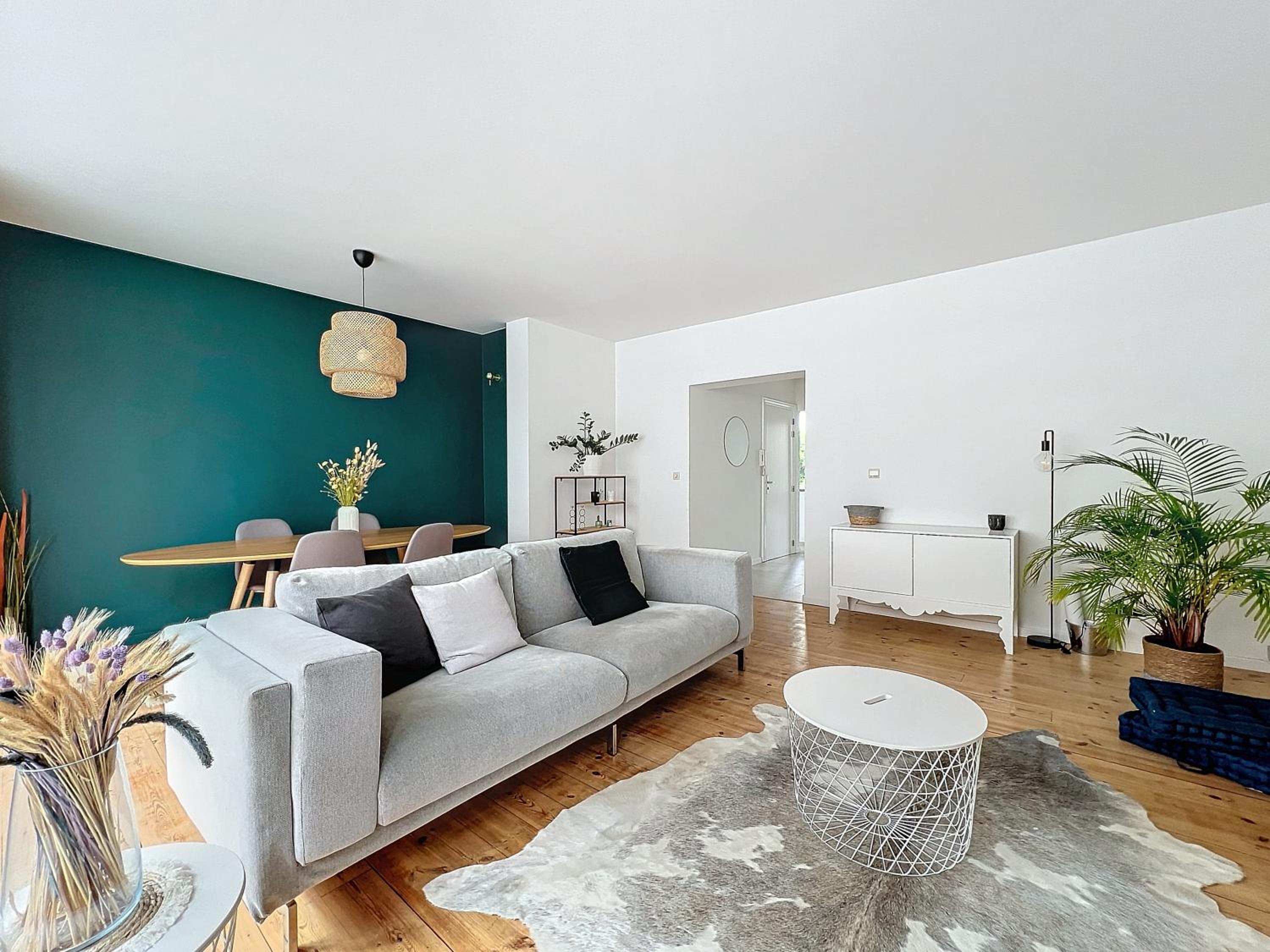 Bright and cosy apartment