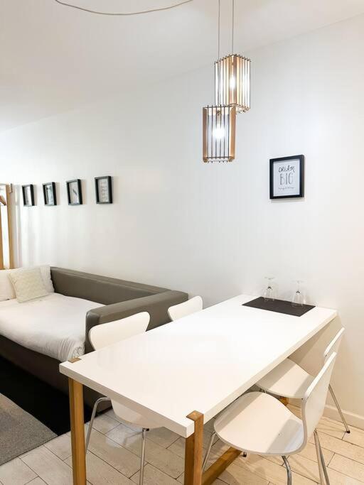 Gran Studio estilo, balcón y wifi en IQ Recoleta