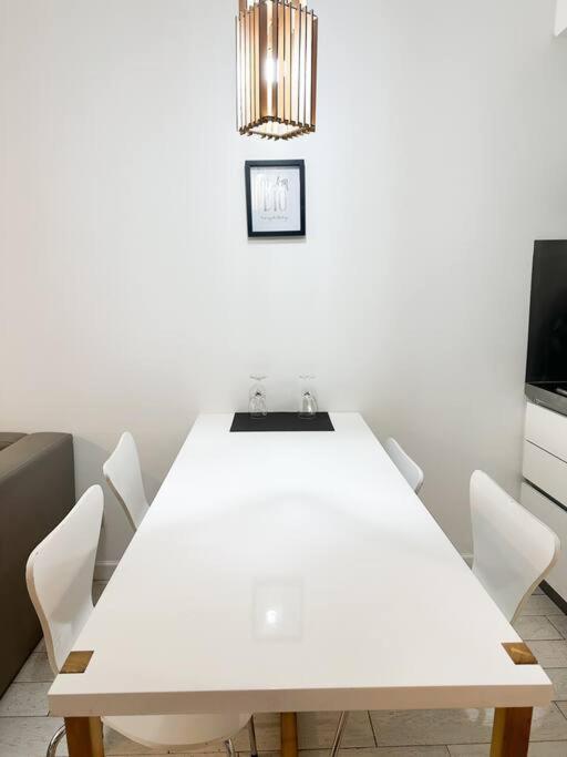 Gran Studio estilo, balcón y wifi en IQ Recoleta