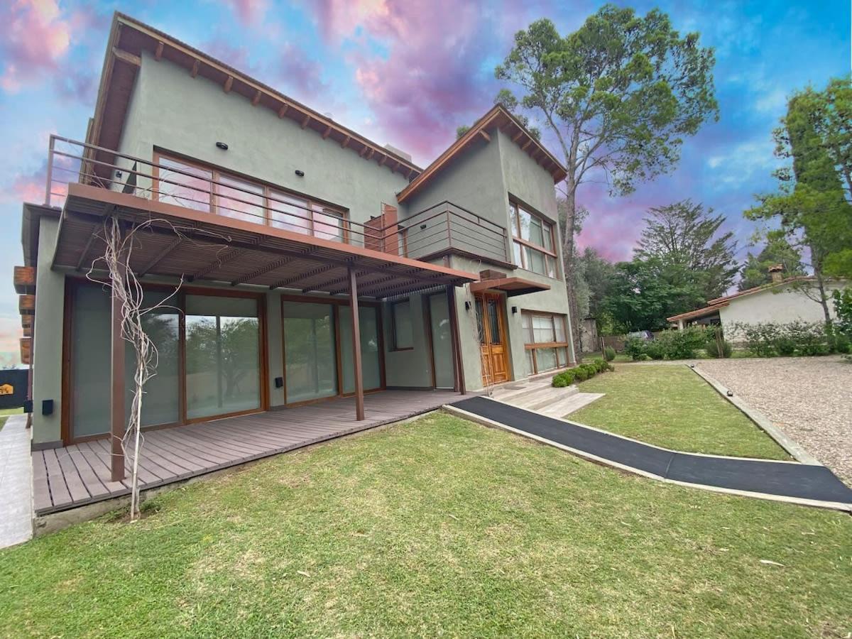 Elegant Getaway Complex in Villa Amancay Calamuchita
