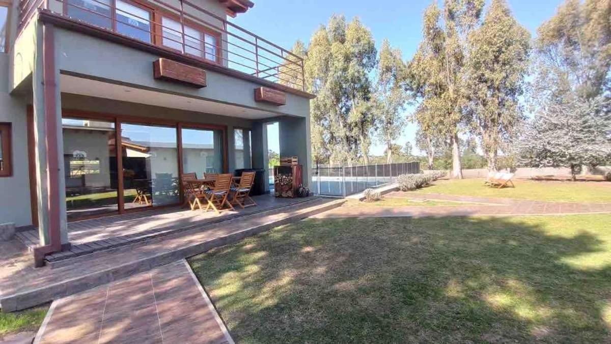 Elegant Getaway Complex in Villa Amancay Calamuchita