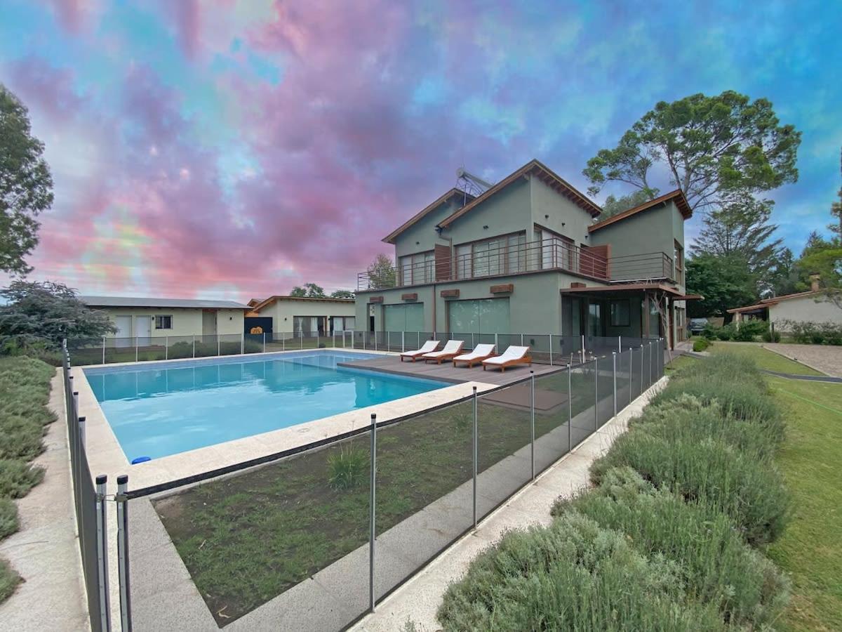 Elegant Getaway Complex in Villa Amancay Calamuchita