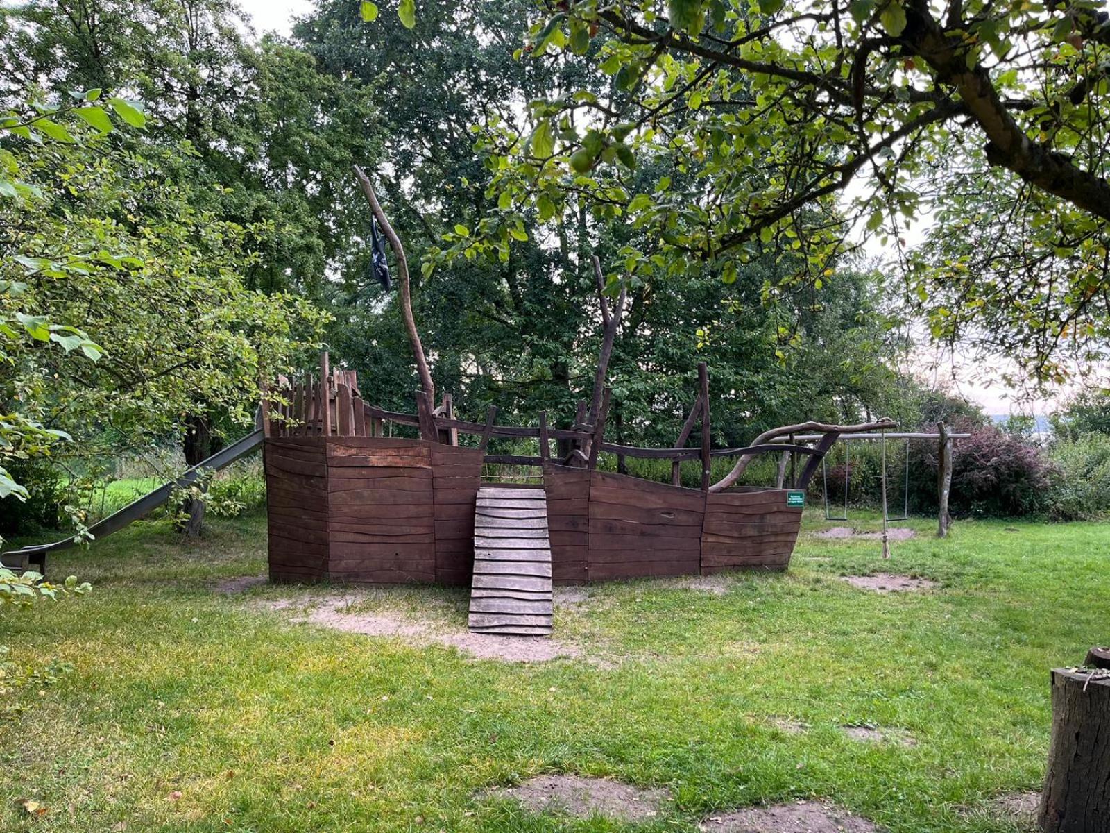Idyllischer Erholungsurlaub im Historischen Bauernhaus auf der Prinzeninsel Plön