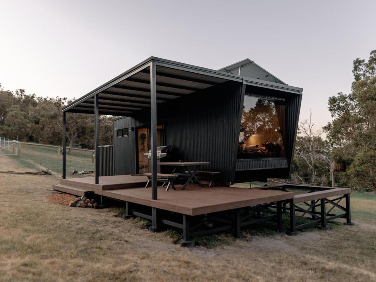Jana the Tiny Cabin in Serpentine