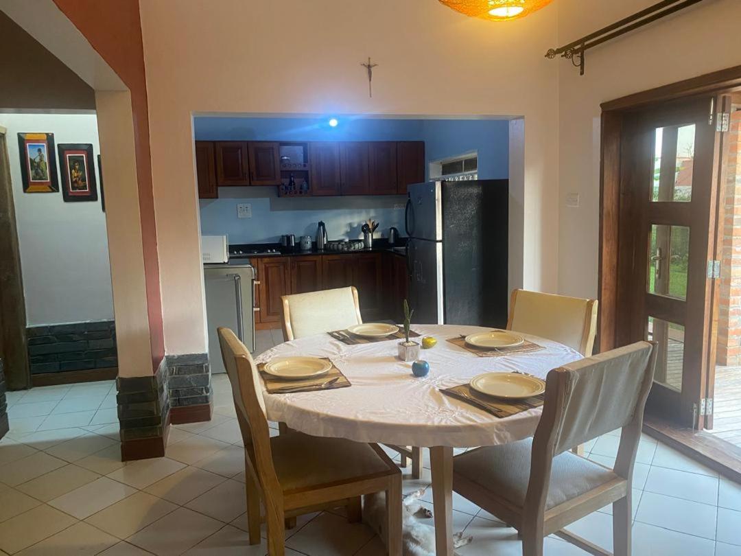 Family Manor view 3