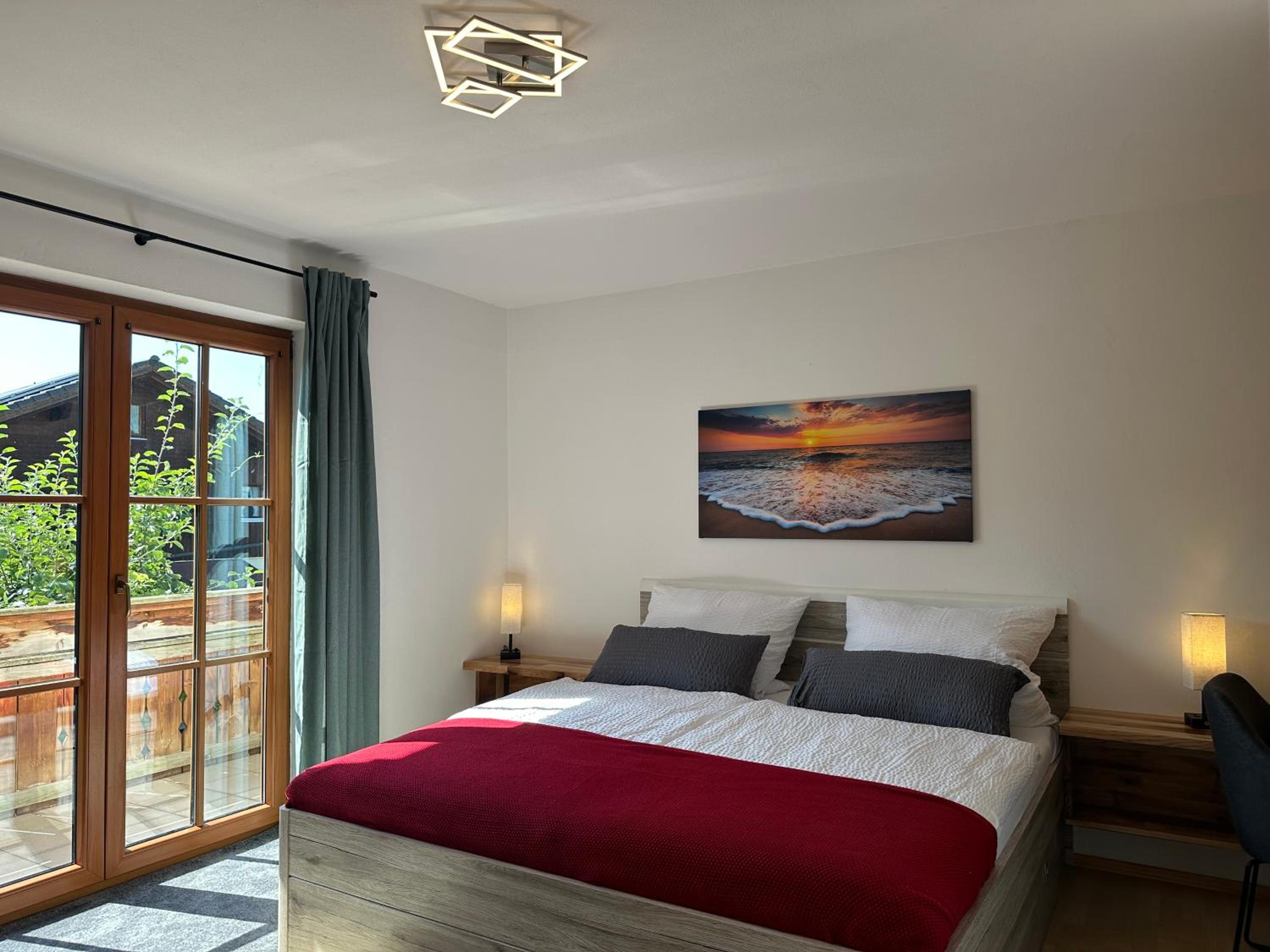 Gr Balkon mit Bergblick 2SchlafzimmerParkplatz