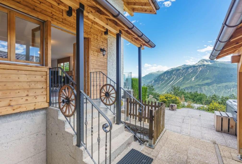 4BDR Alpine Chalet with Game room and Sunny terrace
