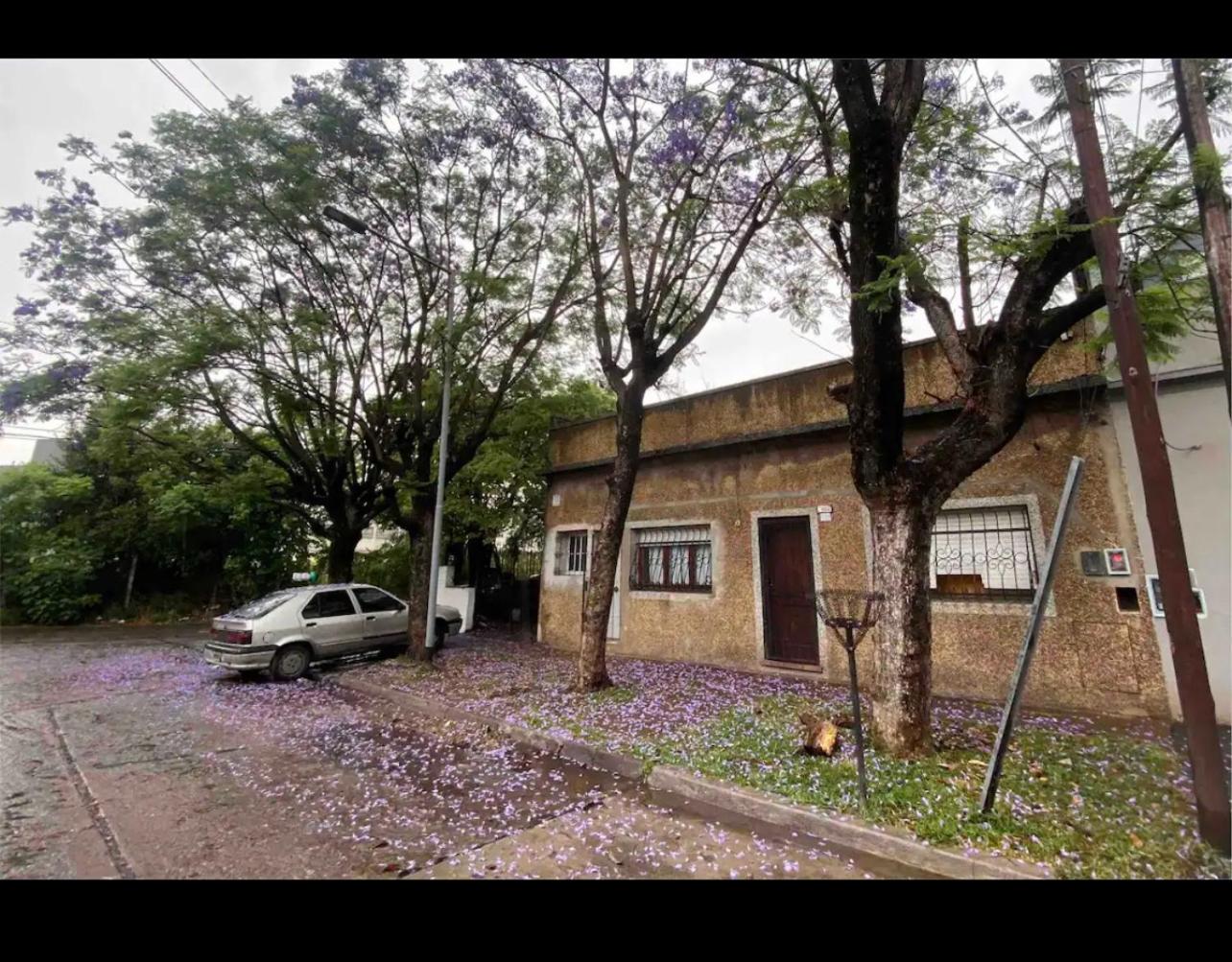 Amplio dormitorio en Barrio Alcorta