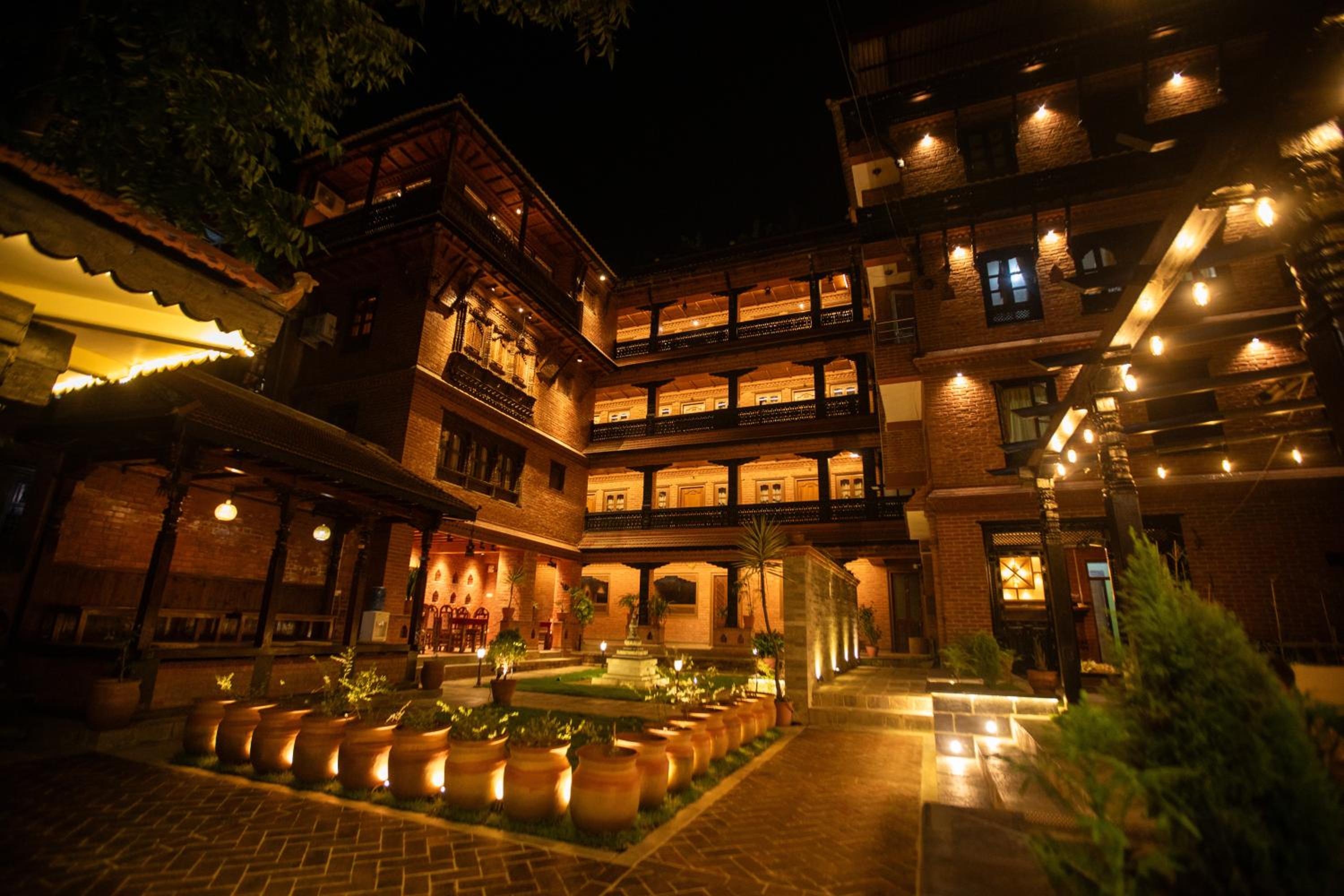 Nag Pukhu Guest House