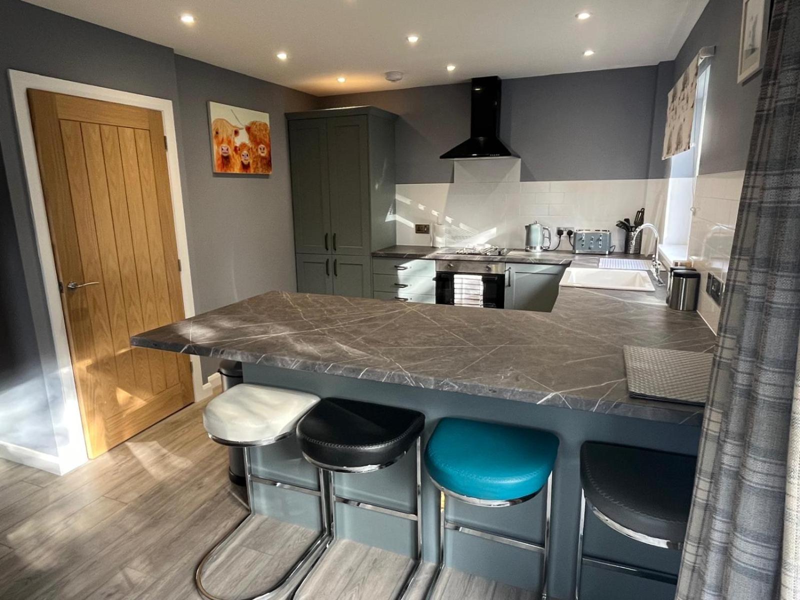 Glenlochy Apartments