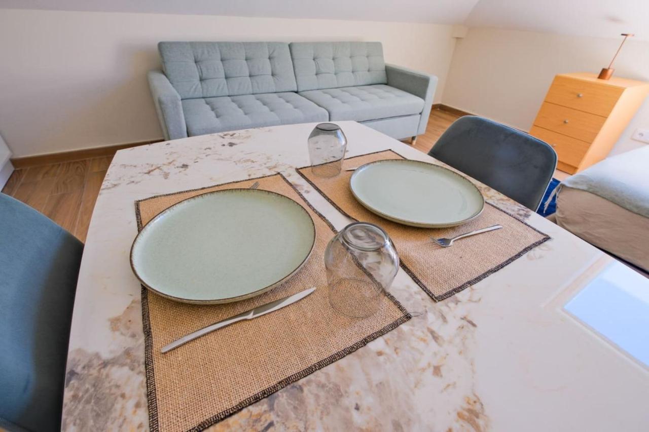 Lovely studio fully equipped near subway N12 view 3