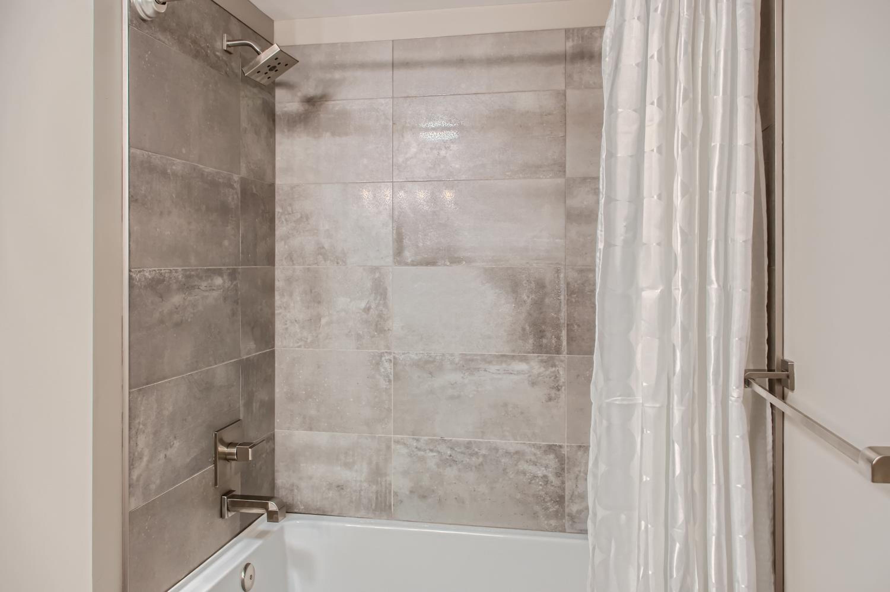 Stonegate Resort Unit B202