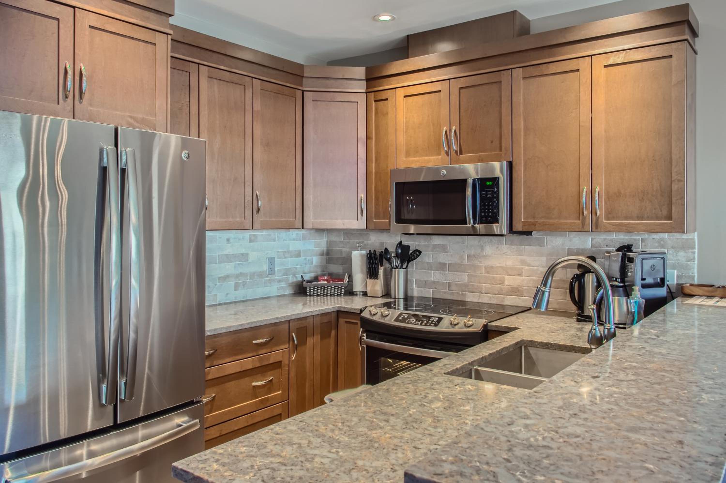 Stonegate Resort Unit B202