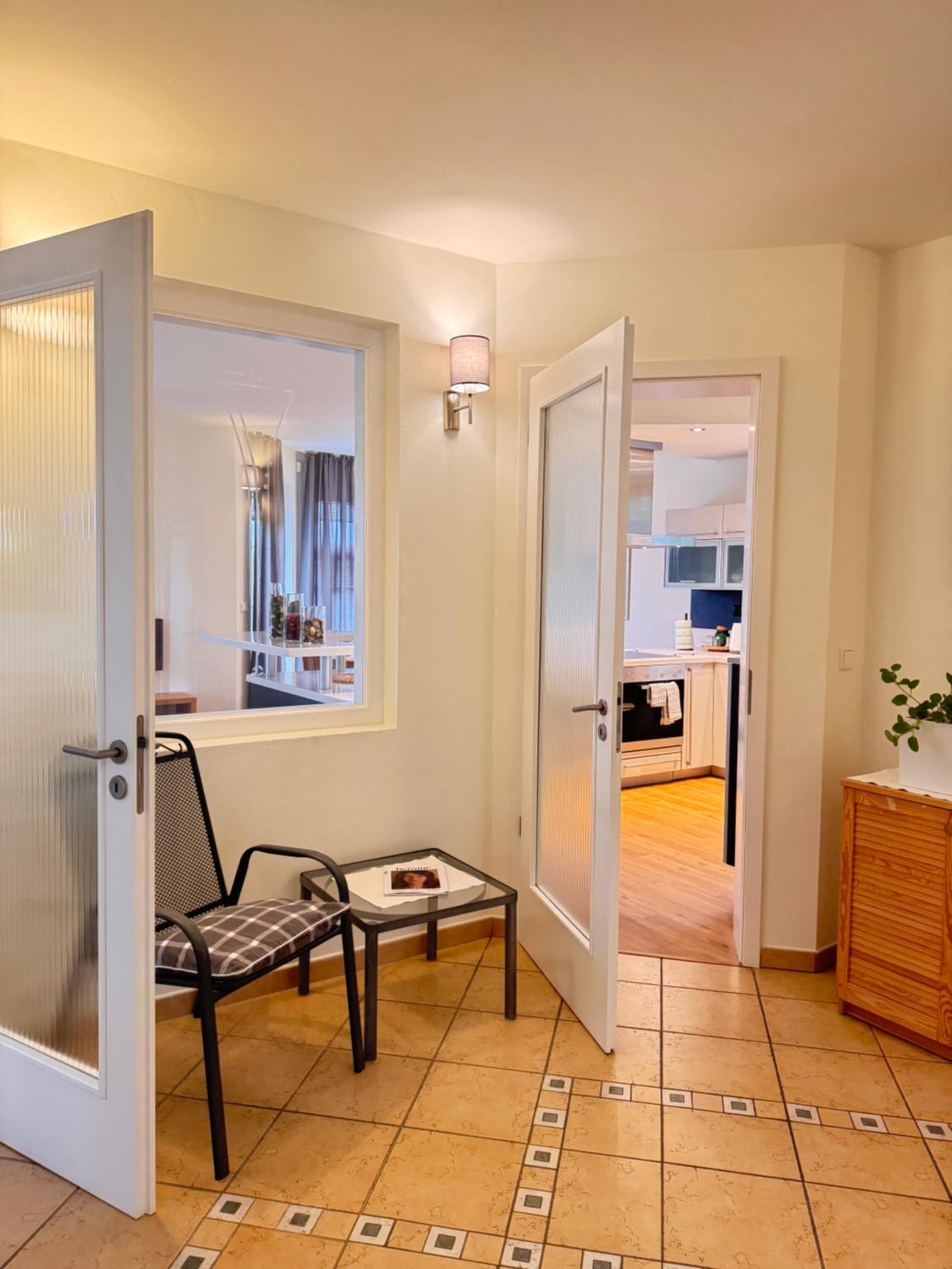 DiamondVilla, 4 bedroom Apartment, garden & spa