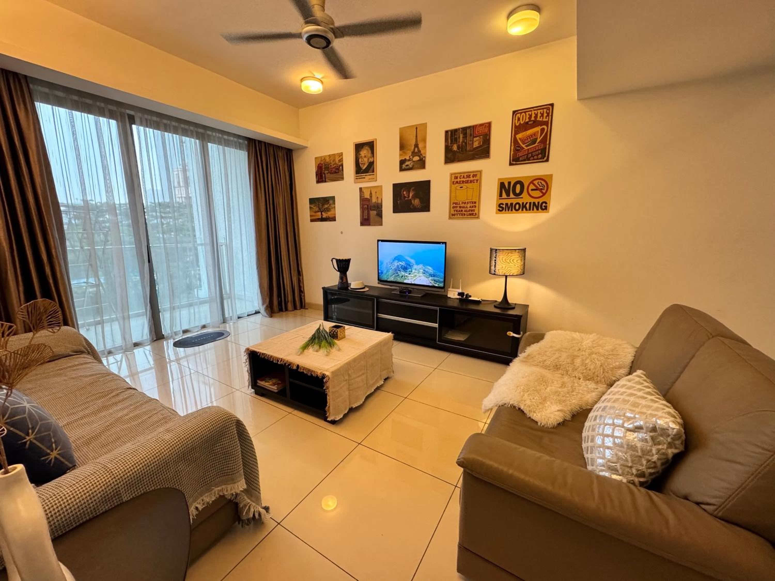 8 KLCC 5 minutes to Jalan Alor Street Bukit Bintang Pavilion 10 Pax 3R2B